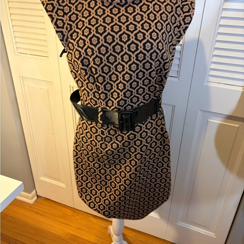 Nine West Black and Tan Geometric Midi Dress - Picture 4 of 8
